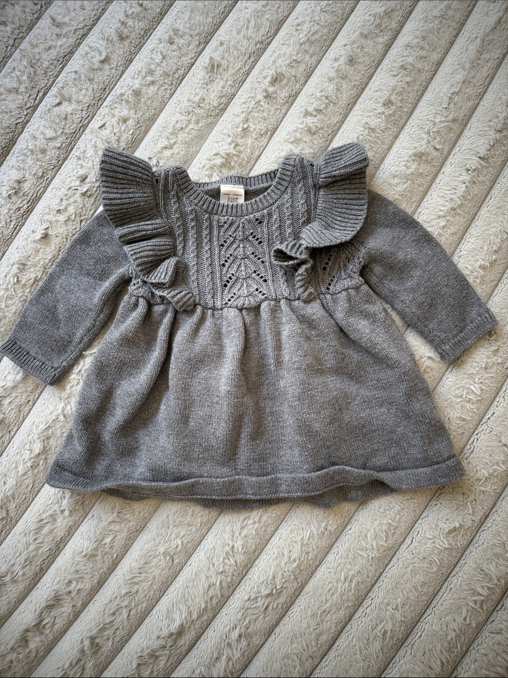Girls' Knit Ruffle-Shoulder Dress in Gray